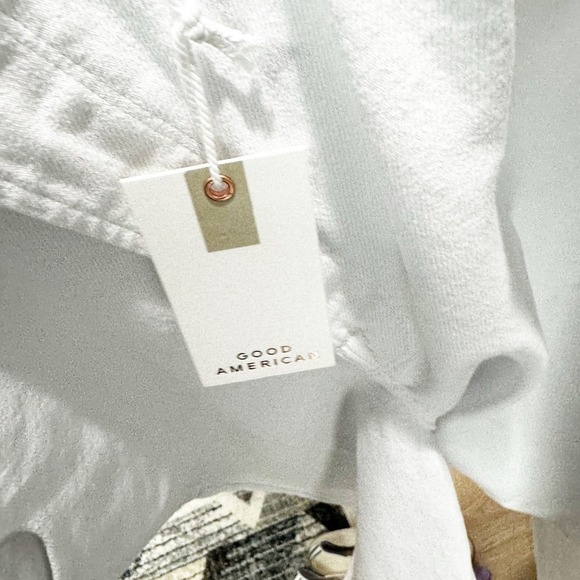 Good American Women's White Good Legs Crop Mini Boot Jean Size 14/32 NWT - Picture 8 of 12